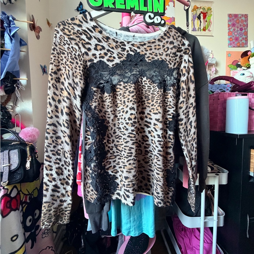 Leopard Print Top with Black Lace